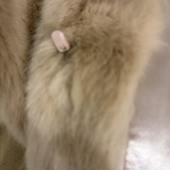 Donna Salyers Champagne Faux Fox Coat sz XL - Picture 13 of 16